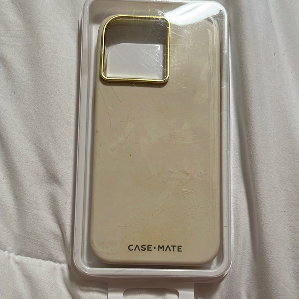 Case-Mate Cream and Gold Slim Protective Phone Case